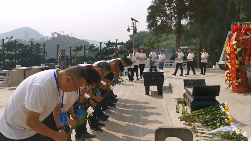 上網(wǎng) 老山精神替換.jpg