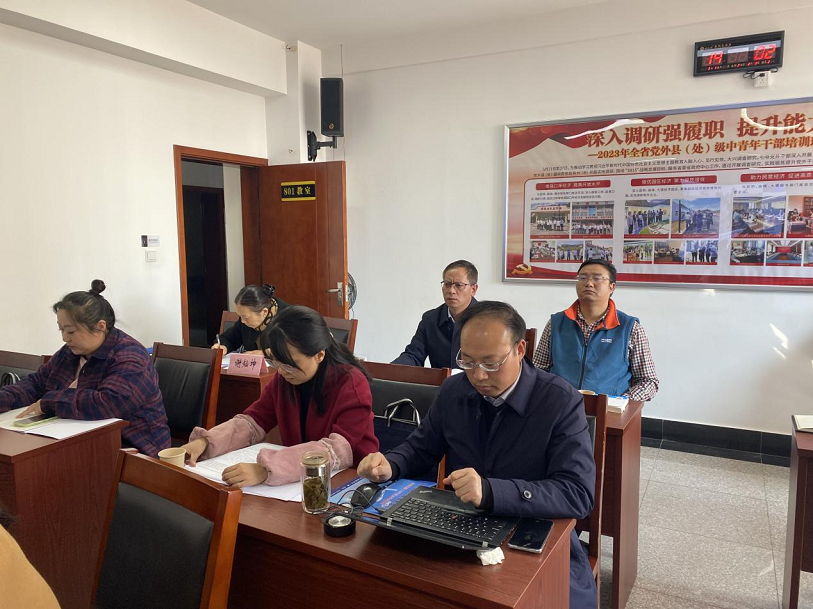 1700819396392412.png 1.png